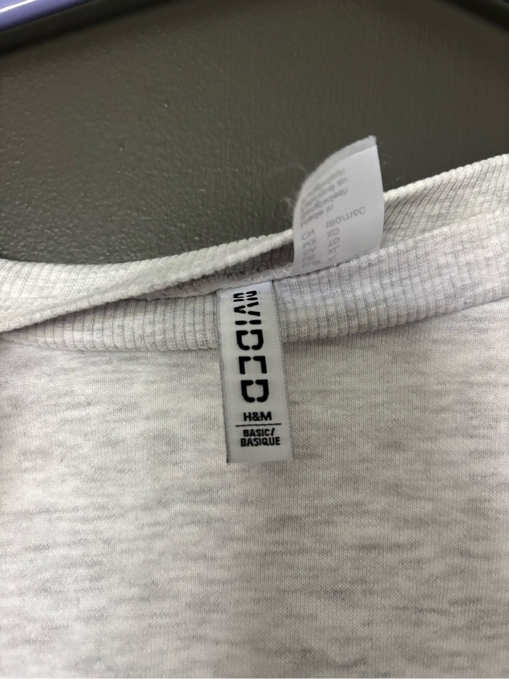 H&M Light Gray Ribbed-Neck Basic Sweatshirt - Picture 3 of 3